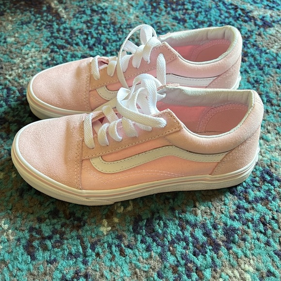 Vans size 2 girls shoes - Picture 2 of 6